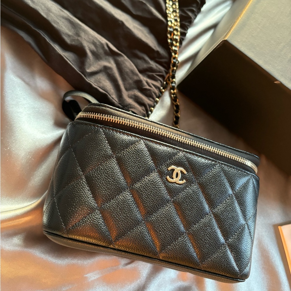 Black Chanel Vanity Crossbody bag